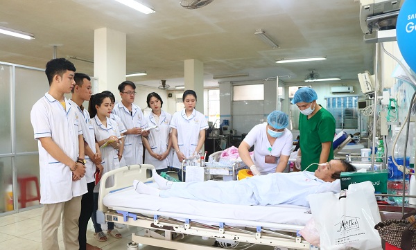Trường Cao đẳng Công nghệ Y Dược Việt Nam đổi mới chương trình đào tạo liên thông Cao đẳng Điều dưỡng mang lại hiệu quả cao